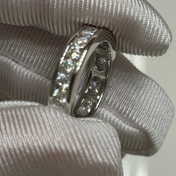 Moissanite S925 Ster. Silver 0.06ct 2.5mm Size 5 Channel Set Eternity Band Ring - Picture 5 of 8